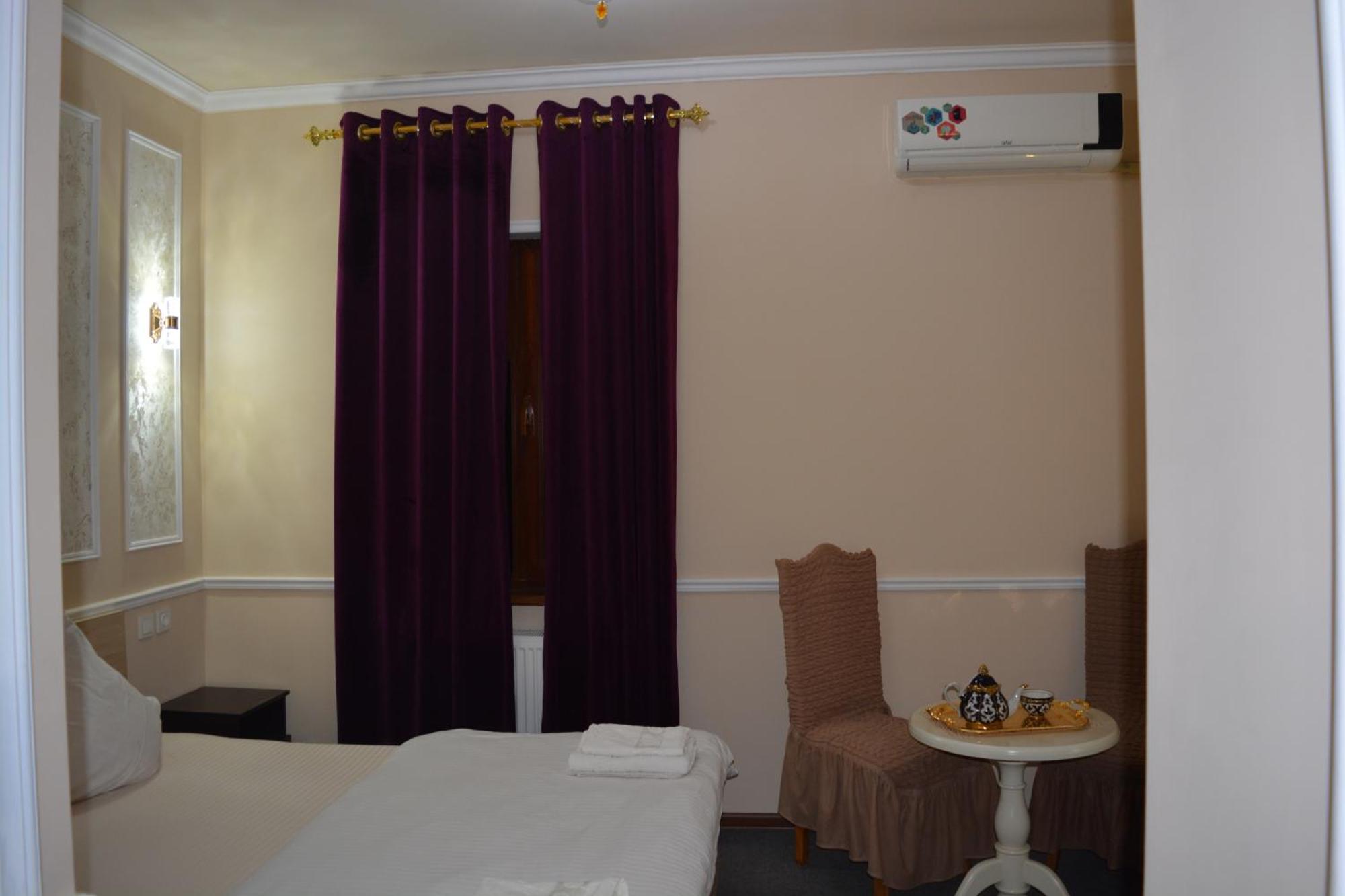 AISHA Hotel Samarkand Buitenkant foto